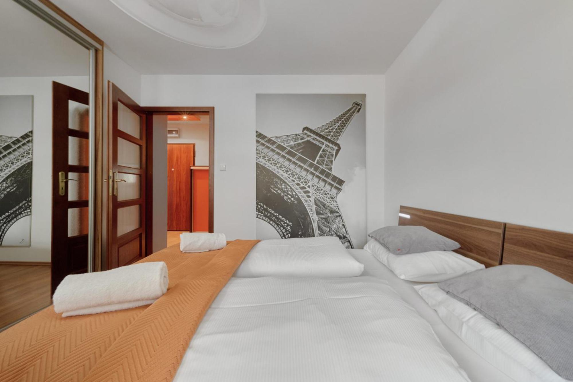 Teczowa Apartment In Wroclaw By Rent Like Home Екстер'єр фото